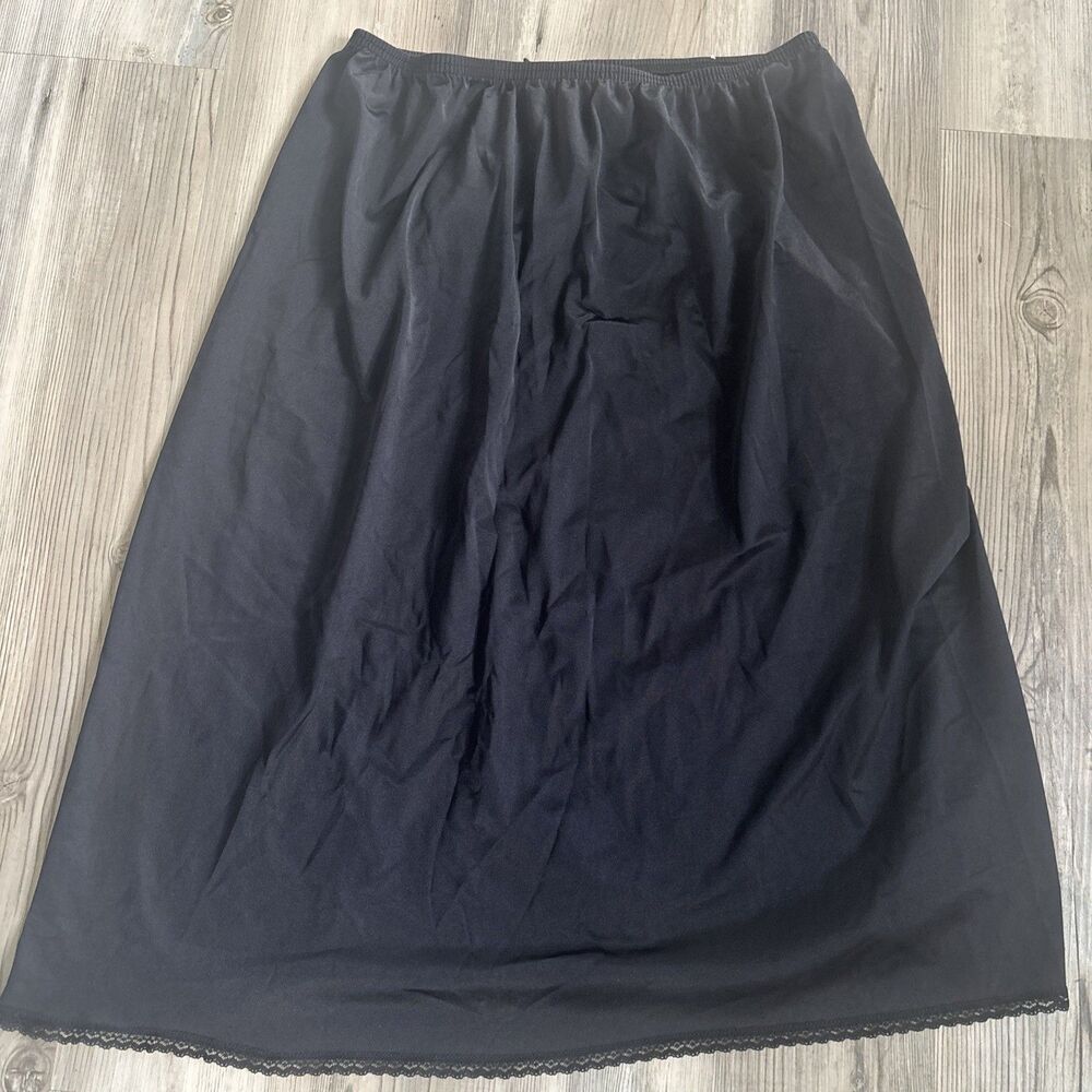 Vintage Vanity Fair Satin Lace Trim Skirt Slip Size Medium